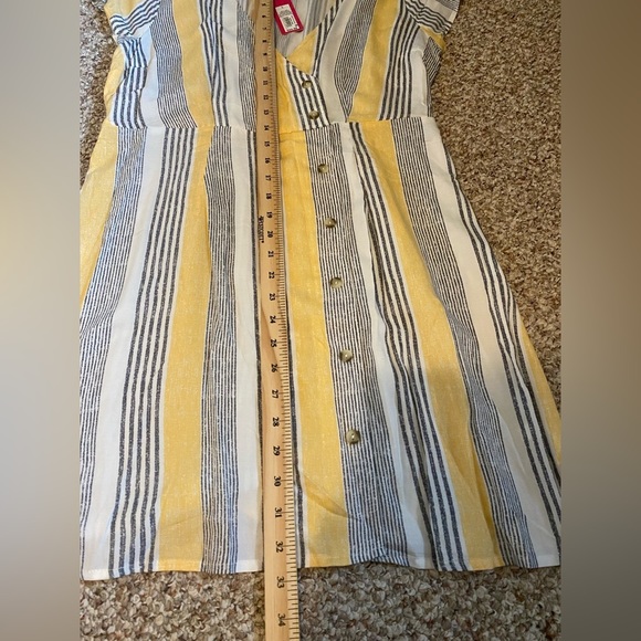 Cute Yellow Stripe Dress - Picture 3 of 6